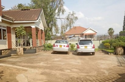 4 Bedroom House For Sale In Bugolobi 22 Decimals At 850m