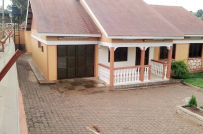 3 Bedroom House For Sale In Mbarara With Boys’ Quarters 150m